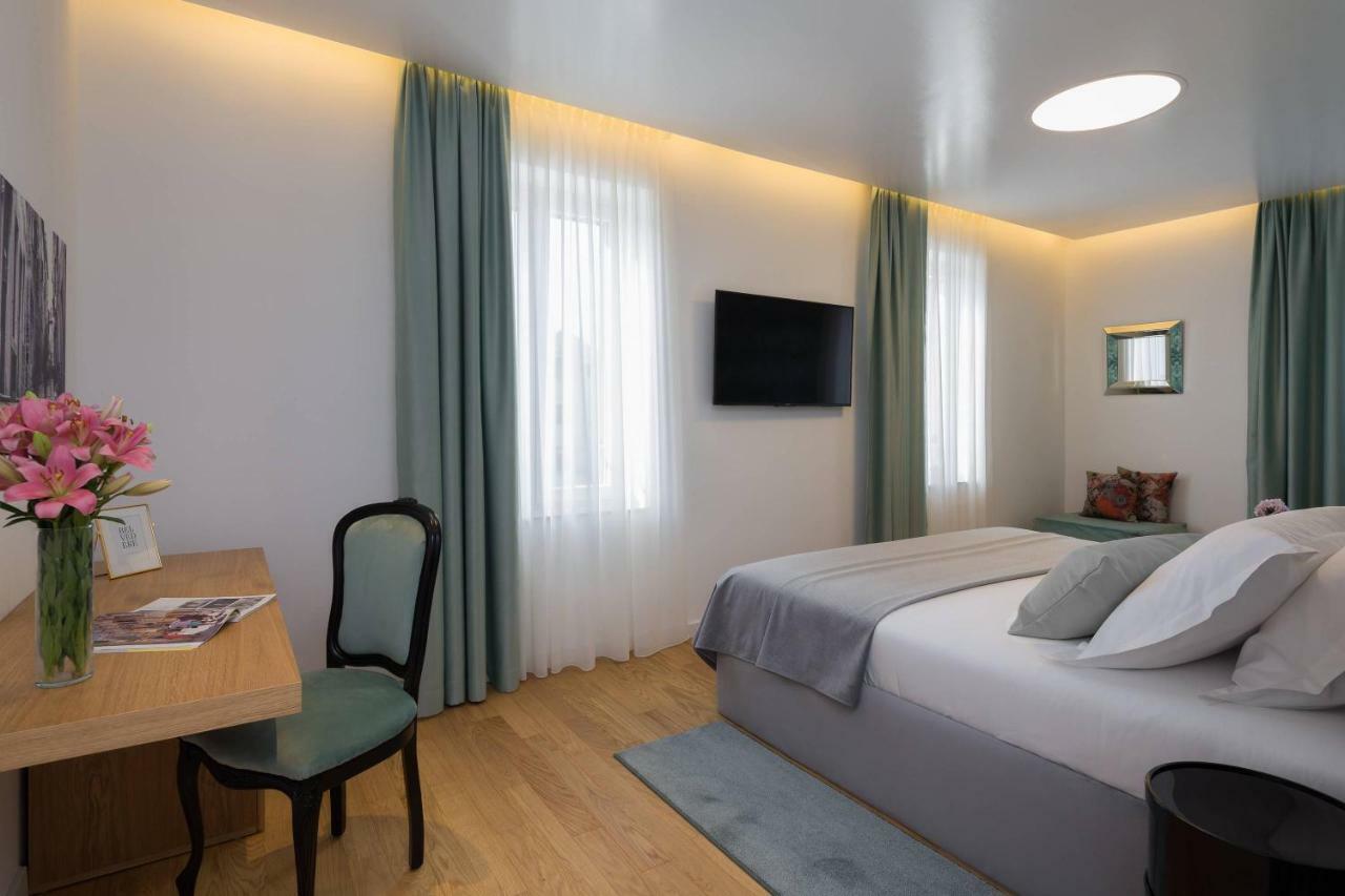 Belvedere Luxury Rooms - Breathtaking View Сплит Екстериор снимка