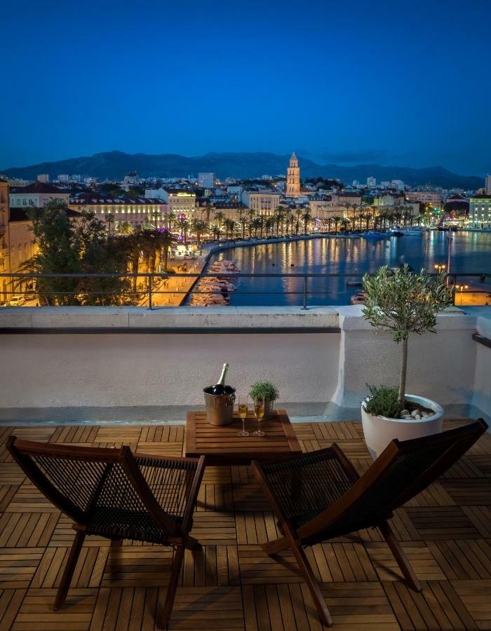 Belvedere Luxury Rooms - Breathtaking View Сплит Екстериор снимка