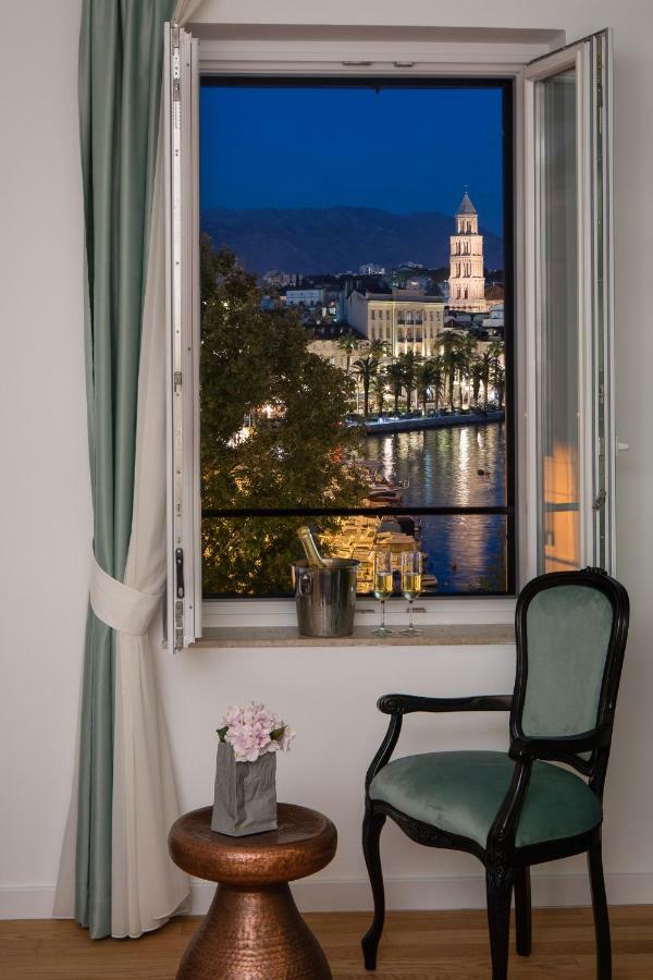 Belvedere Luxury Rooms - Breathtaking View Сплит Екстериор снимка